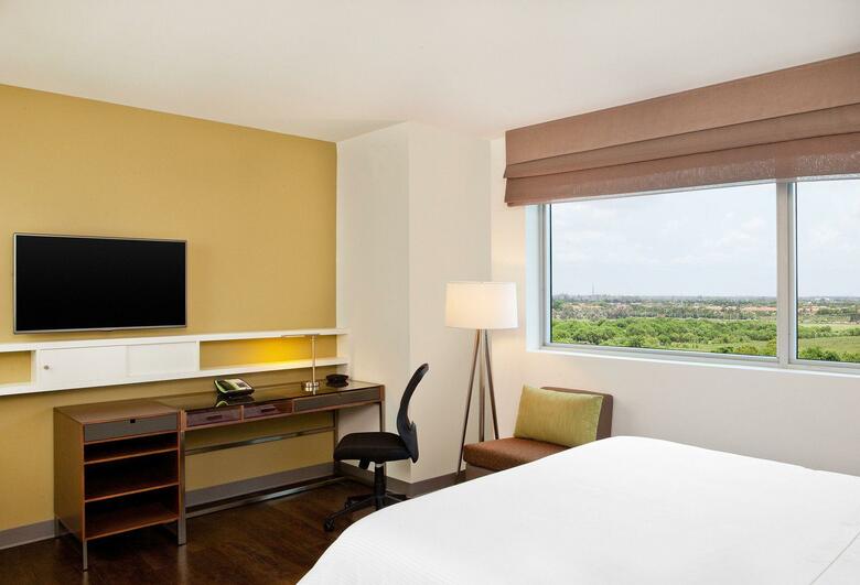 Hotel Element Miami Doral