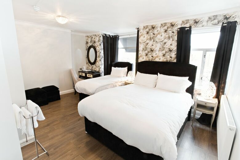 Fenners Hotel