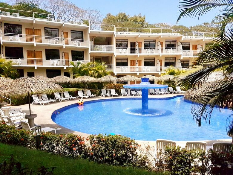 Hotel Arenas En Punta Leona