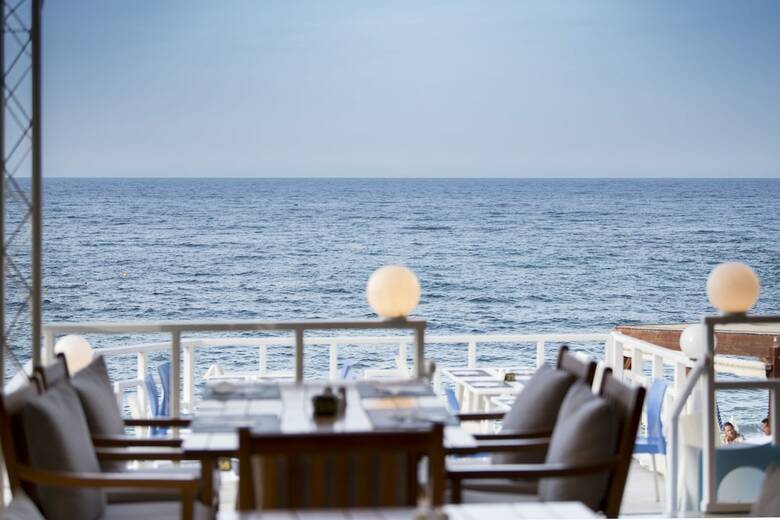 Golden Beach Hotel