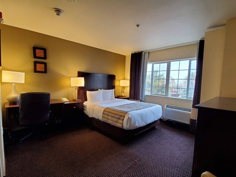 Hotel Country Inn & Suites By Radisson, Bend, Or