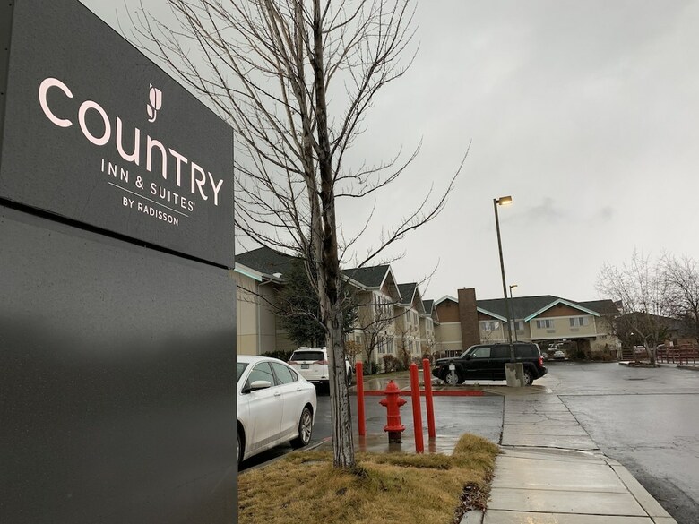 Hotel Country Inn & Suites By Radisson, Bend, Or