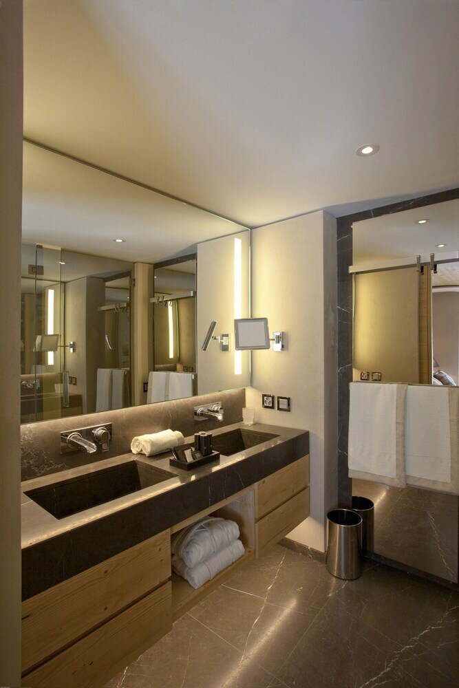 Hotel De Rougemont & Spa