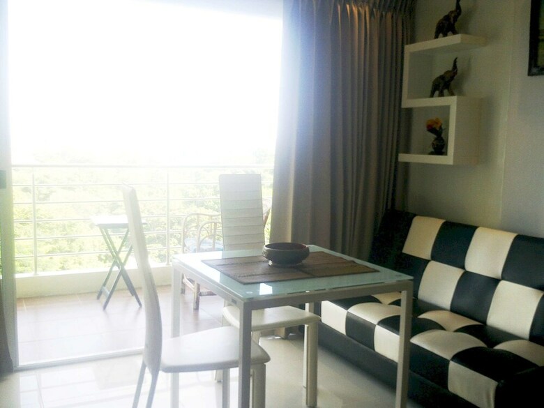 Wongamat Privacy By Good Luck Apartments