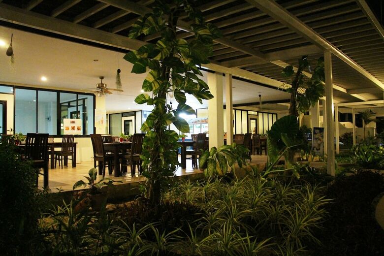 Wongamat Privacy By Good Luck Apartments