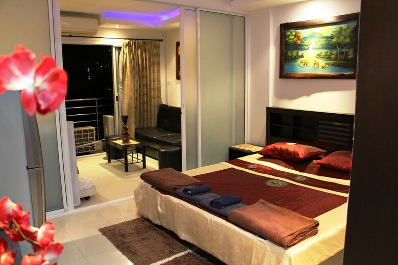 Wongamat Privacy By Good Luck Apartments