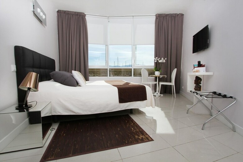 Bleu Mer Duplex Et Suites