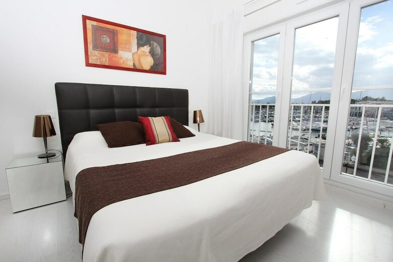 Bleu Mer Duplex Et Suites