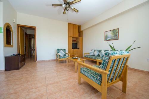Georgias Apartments
