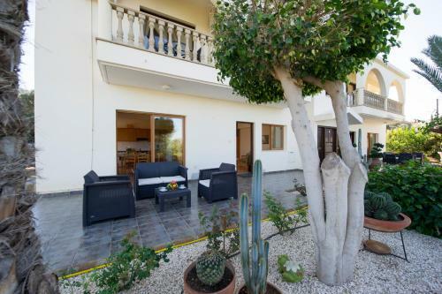 Georgias Apartments
