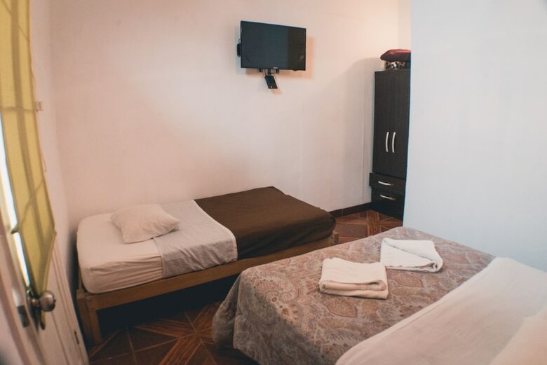Hostal Albergue Verde