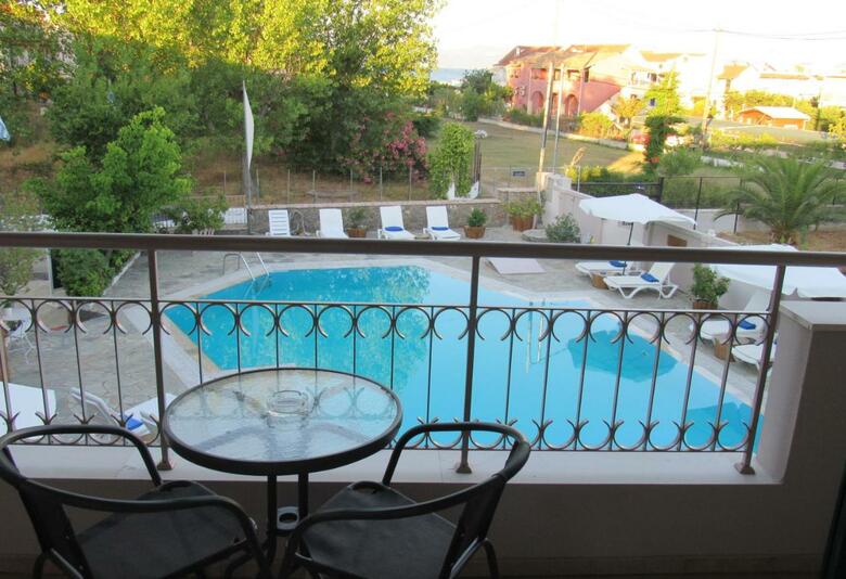 Aparthotel Toni's Guesthouse