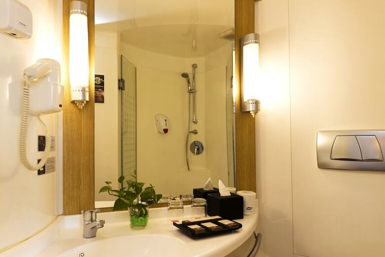 Hotel Ibis Bandung Pasteur
