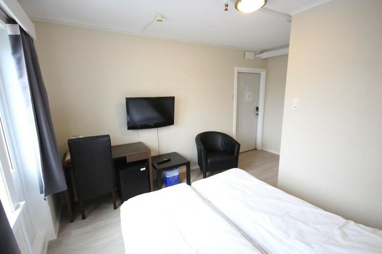 City Hotell