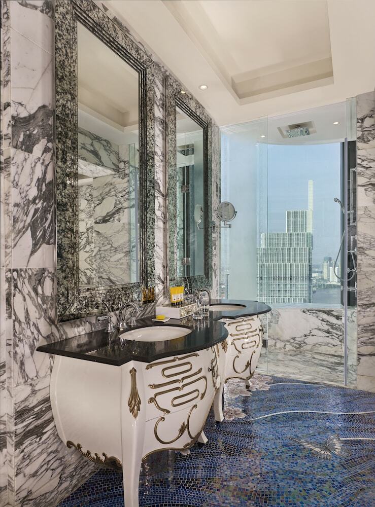 Hotel The Reverie Saigon
