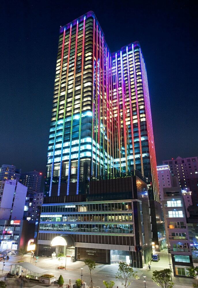 Hotel The Reverie Saigon