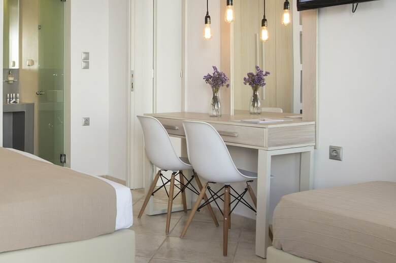 Hotel Kanale's Rooms And Suites