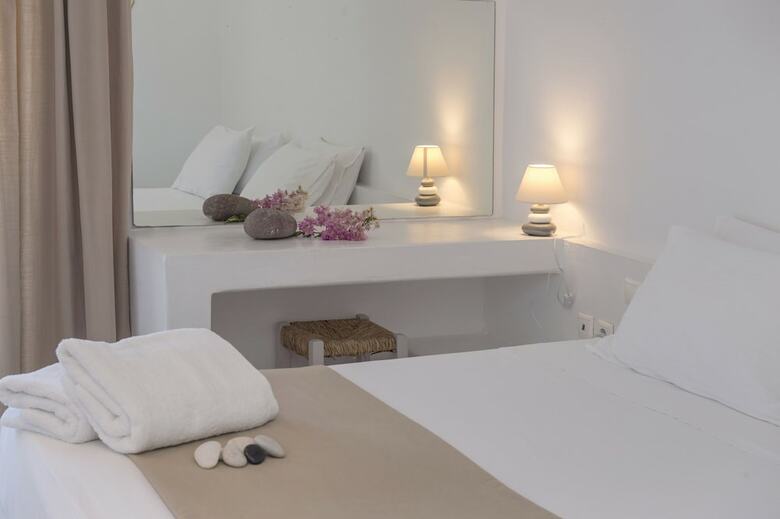 Hotel Kanale's Rooms And Suites