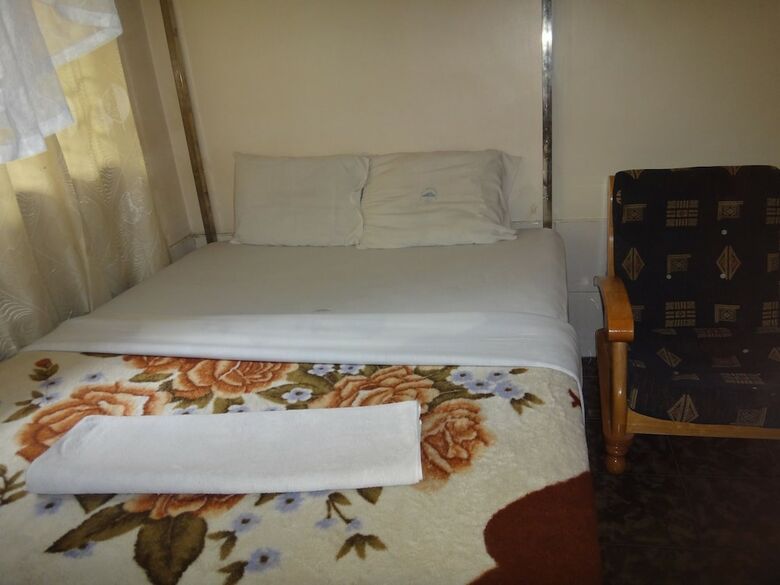 Midway Hotel