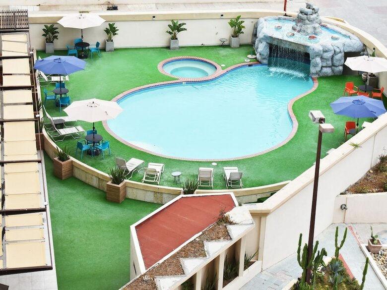 Hotel Corona Plaza