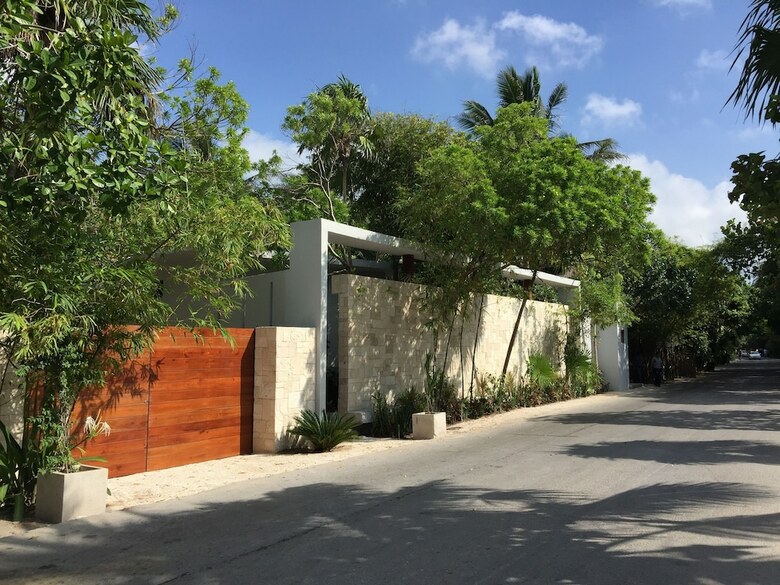Hotel Sanara