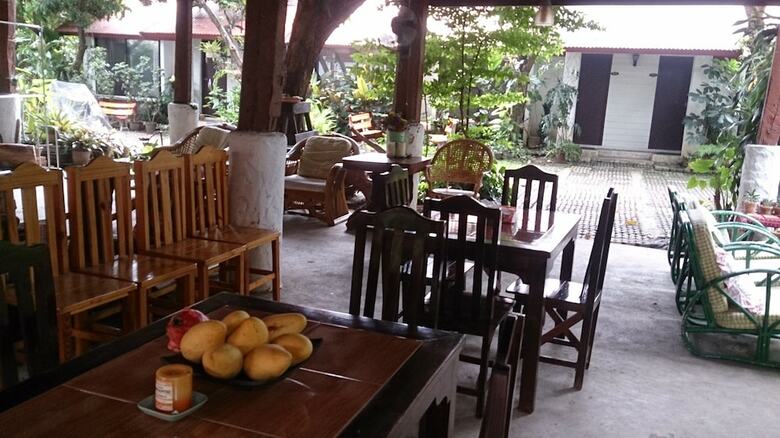 Hotel Baan Songjum Homestay