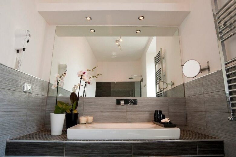 Iulia Guest House
