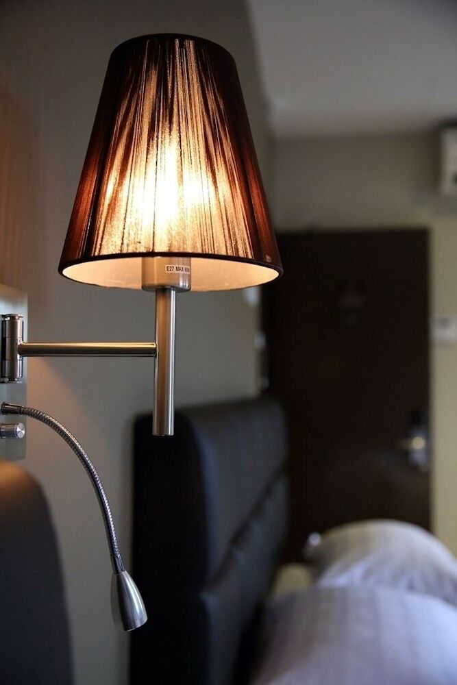 Gl Hotel