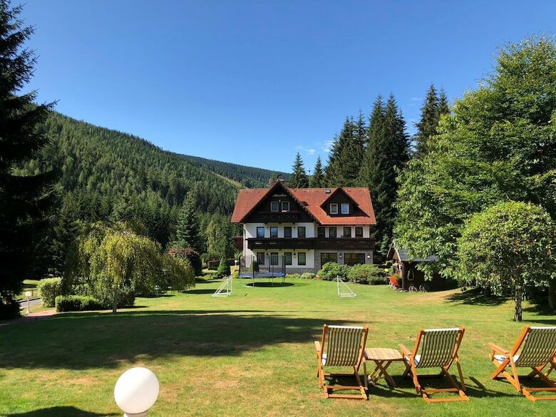 Hotel Krist�na