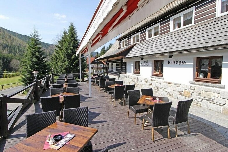 Hotel Krist�na