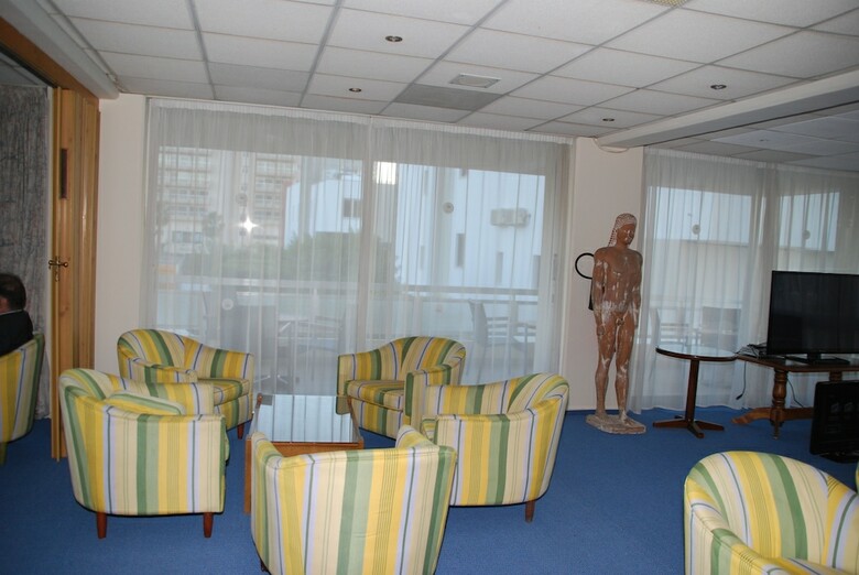 The Caravel Hotel