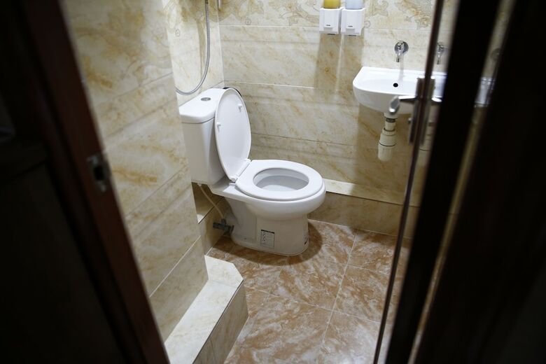 Sandhu Hotel