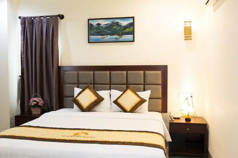 Sea Front Hotel