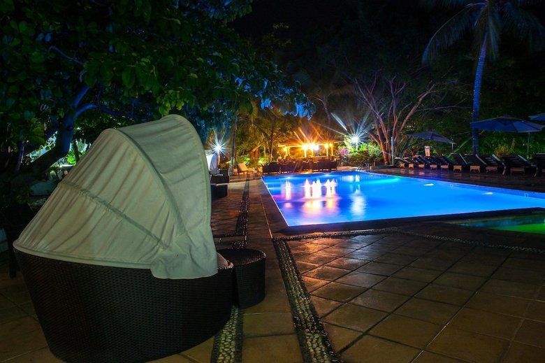 Hotel Wahoo Bay Beach Club & Resort