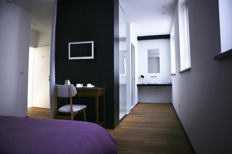 Mxp Rooms