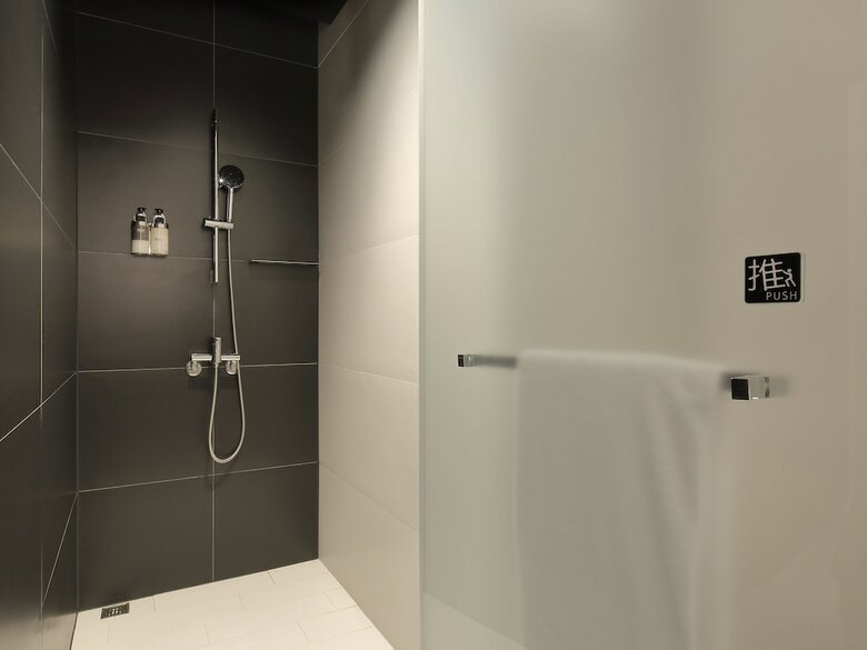 Hotel The Place Tainan