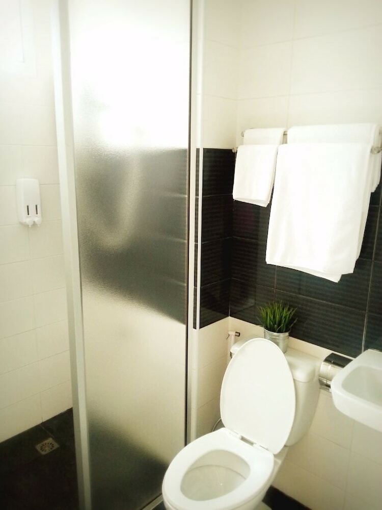 Hotel Wealth 30th Apartment