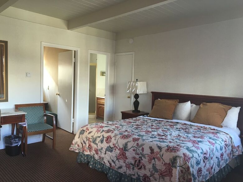 Motel Pacific Heights Inn By Magnuson Worldwide