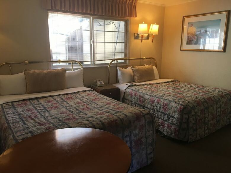 Motel Pacific Heights Inn By Magnuson Worldwide