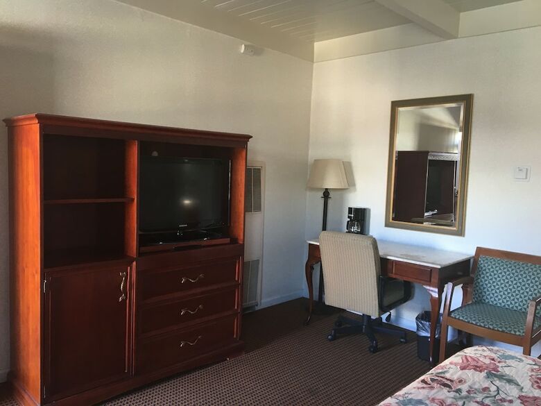 Motel Pacific Heights Inn By Magnuson Worldwide