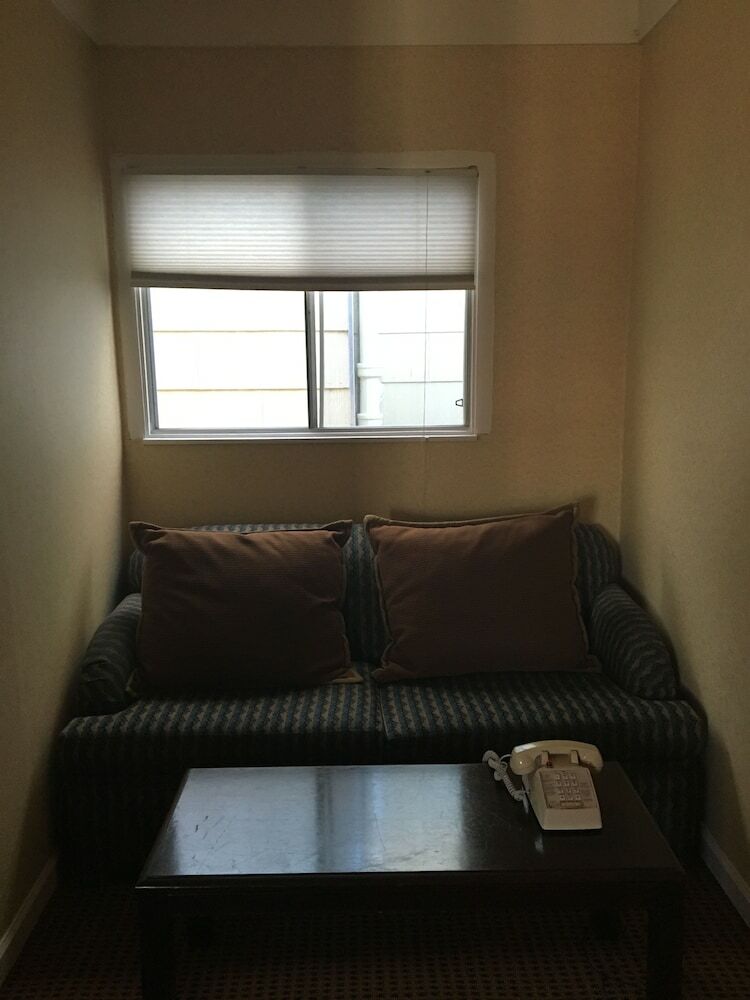 Motel Pacific Heights Inn By Magnuson Worldwide
