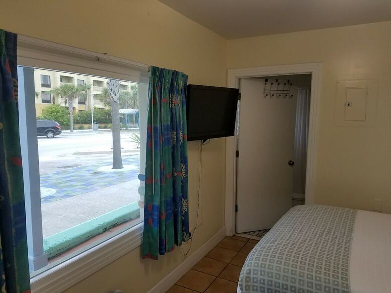 Magic Beach Motel