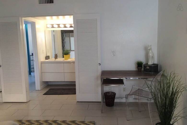 Modern Downtown Condo