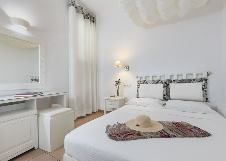 Carbonaki Hotel