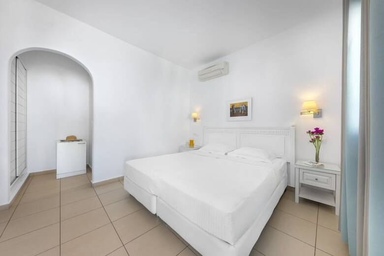 Carbonaki Hotel