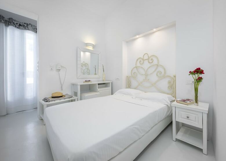 Carbonaki Hotel