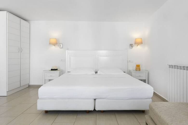 Carbonaki Hotel