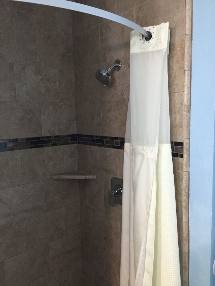 Dolphin Cove Motel