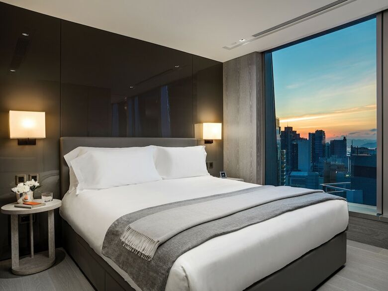 Hotel One96