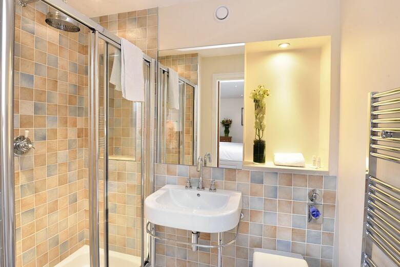 Highland Apartments By Mansley